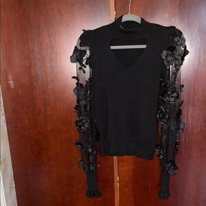 Cache Black Top with Heart Cutout